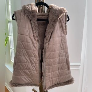 Patricia Luca Reversible puffer / faux fur vest